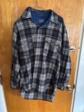 Pendleton Men’s Blue and Cream Plaid Shirt Jacket